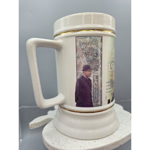 Tom Landry: Legends Of The NFL Commemorative Beer Stein. Gold Trimmed. - Picture 4 of 6